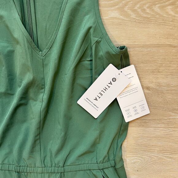 Athleta Brooklyn Jumpsuit Green-Size 6 - Picture 9 of 10